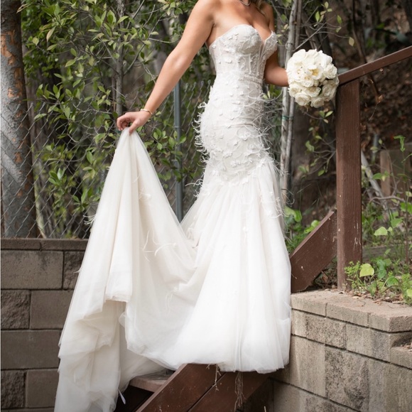 BERTA BRIDAL- wedding dress worn for 2 hours for ceremony only - Picture 8 of 9